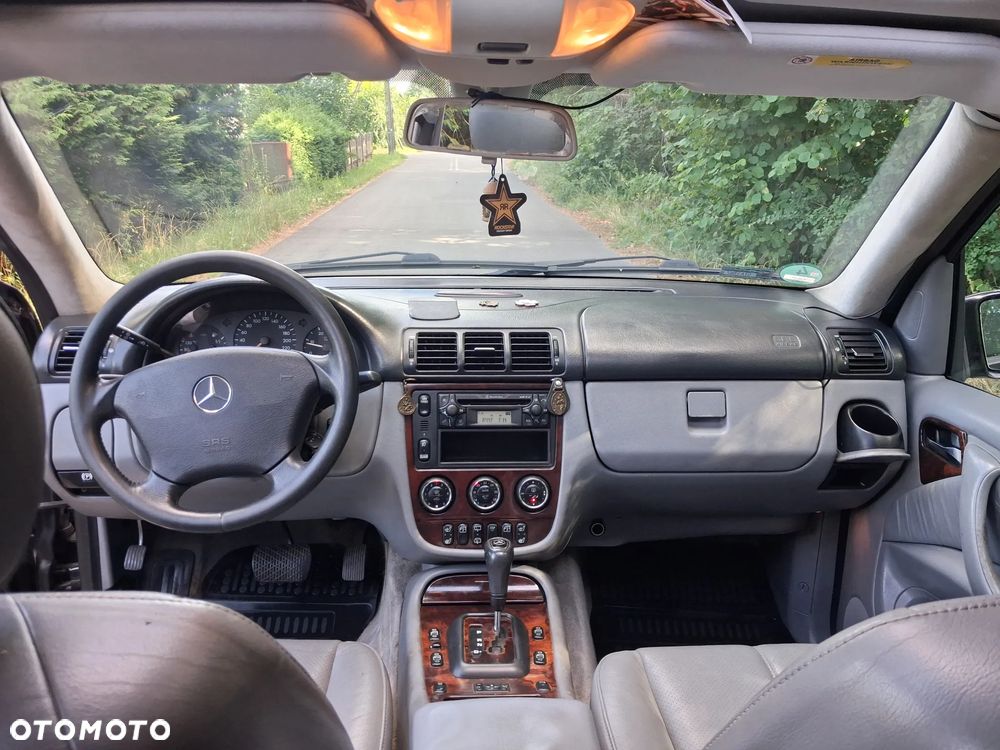 Mercedes-Benz ML - 7