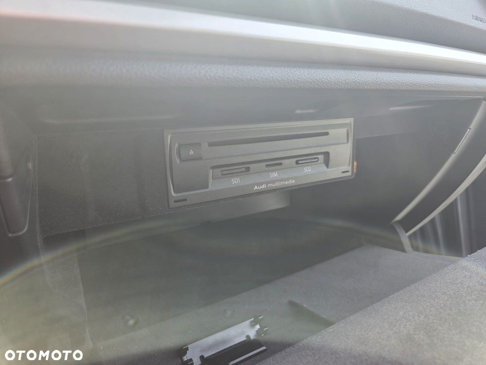 Audi A3 Sportback 2.0 TDI Ambiente - 13