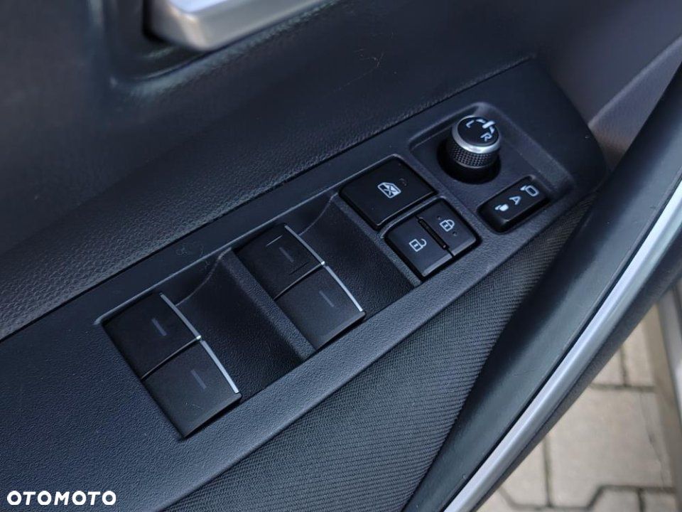Toyota Corolla - 34