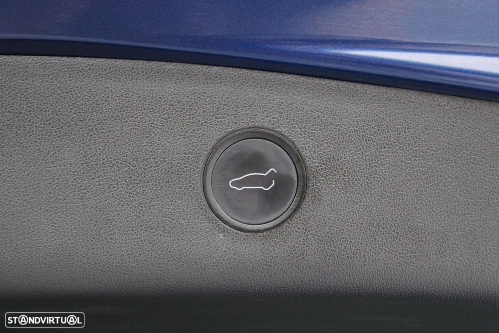 Tesla Model 3 Performance Dual Motor AWD - 28