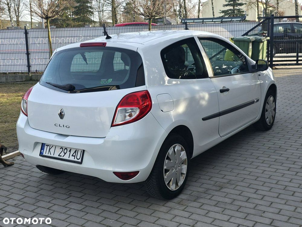 Renault Clio - 3
