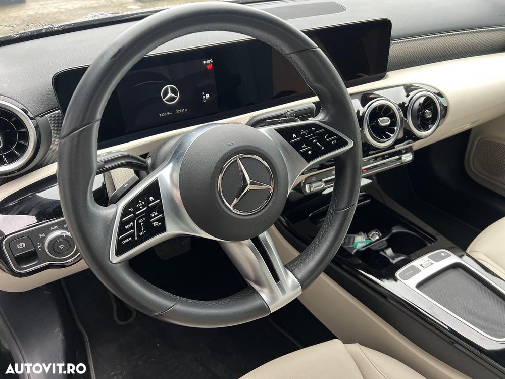 Mercedes-Benz A 180 - 11