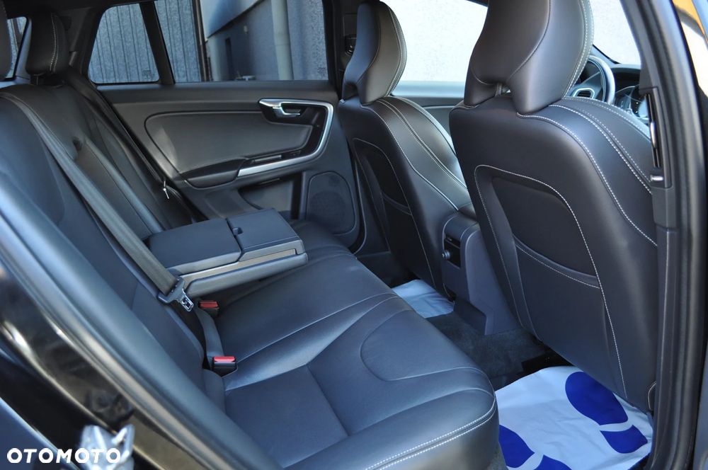 Volvo V60 D3 Geartronic Momentum - 15