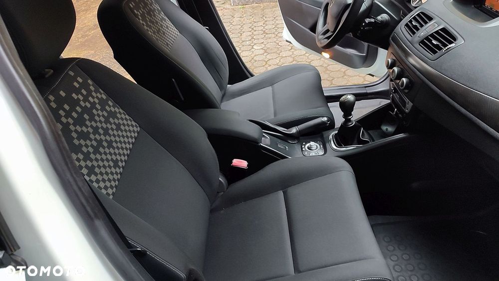 Renault Megane dCi 110 FAP LIMITED - 13