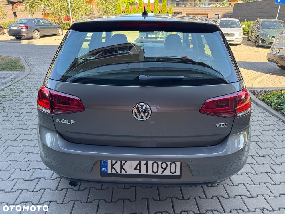 Volkswagen Golf 1.6 TDI BMT Comfortline DSG - 5