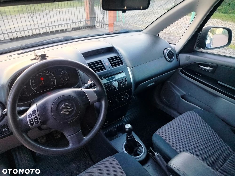 Suzuki SX4 1.6 VVT 4x4 Comfort - 6