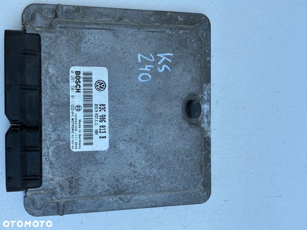 VW POLO 9N3 ECU KOMPUTER  STEROWNIK  SILNIKA 03C906013B 0261S01011810 - 1