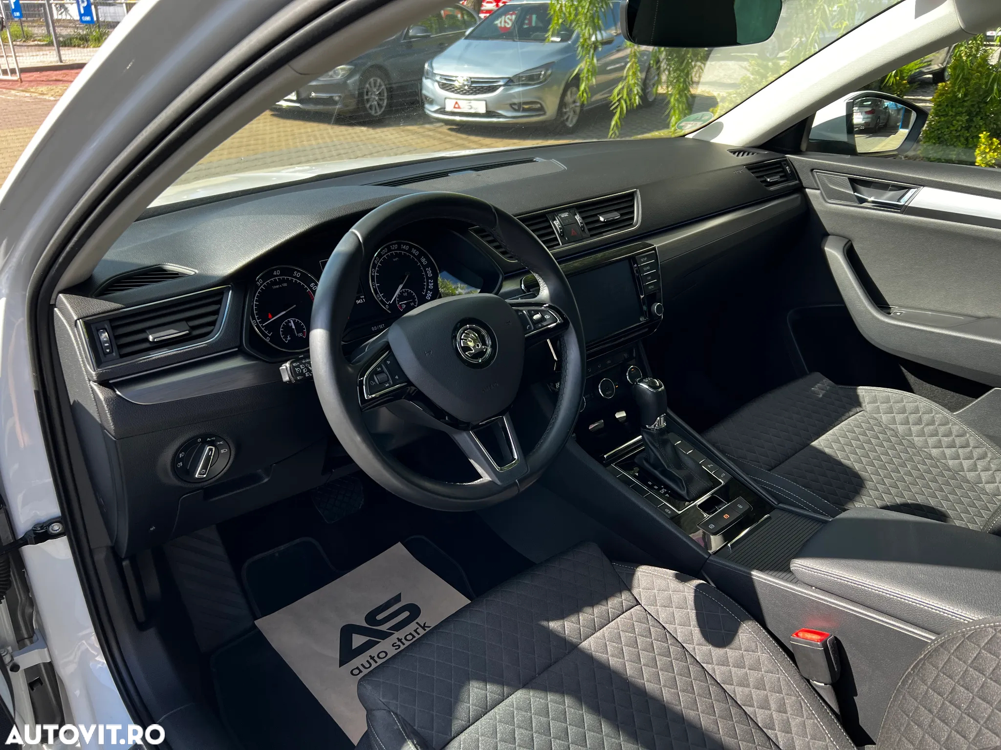 Skoda Superb 1.4 TSI ACT DSG Style - 2