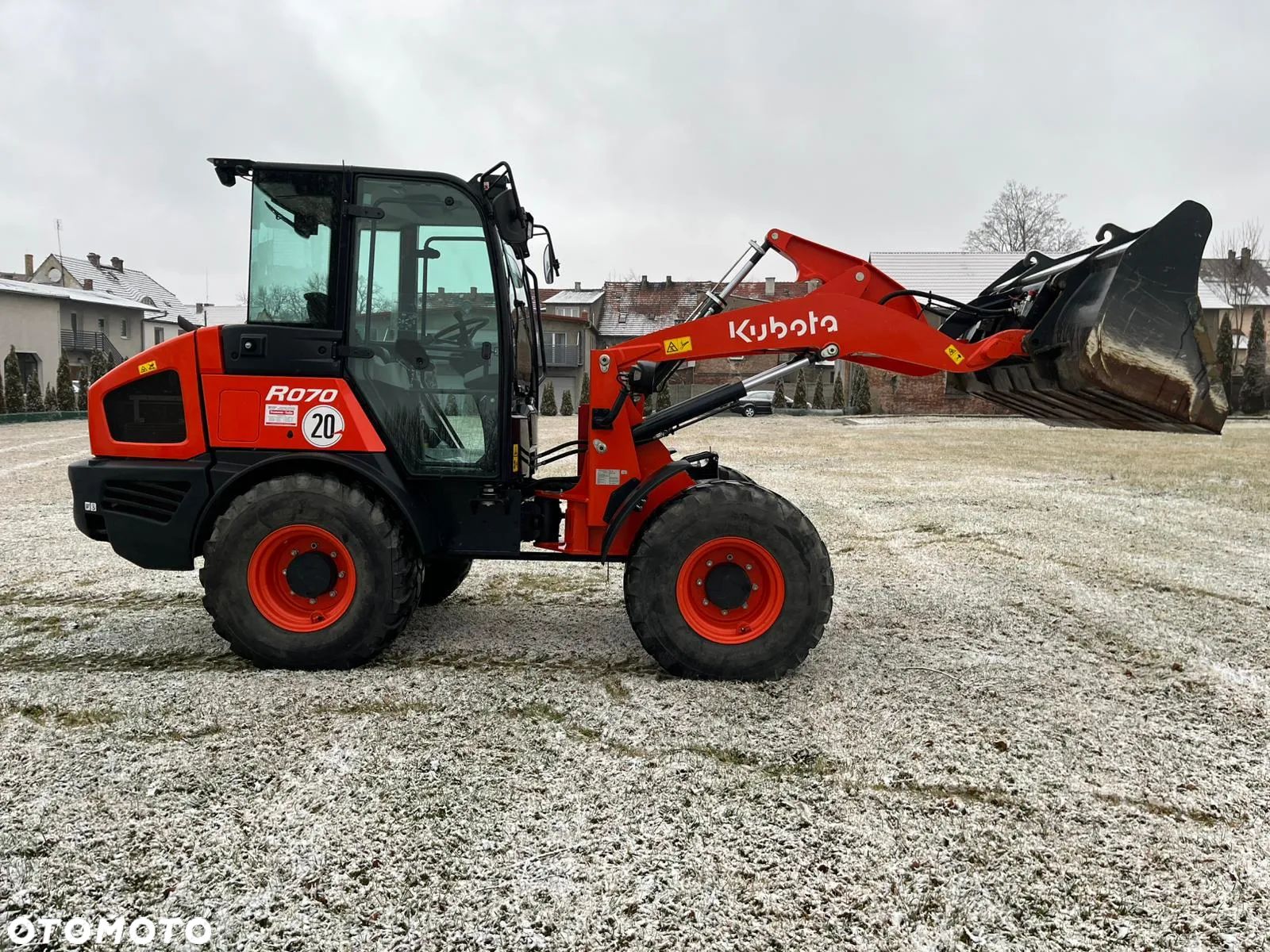 Kubota R070 - 1