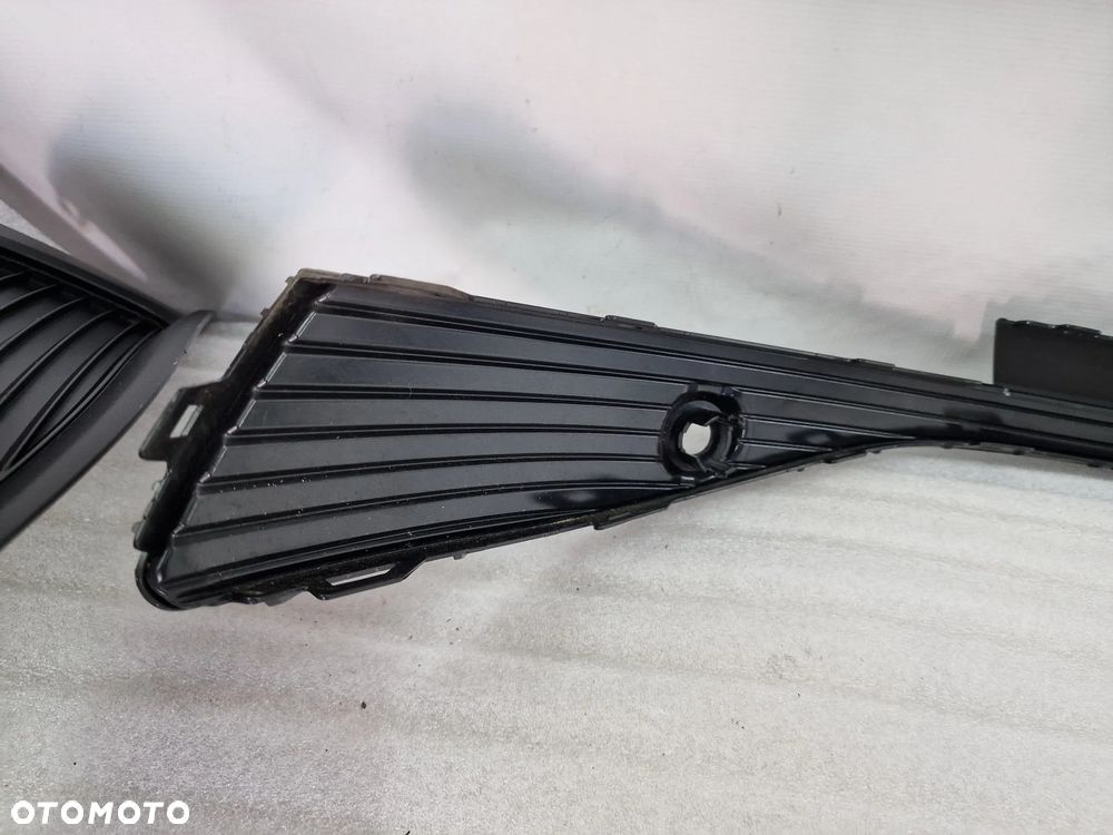 AUDI Q4 E-TRON 89A 20- LISTWA / KRATKA ZDERZAKA TYLNEGO TYLNIEGO TYŁ , NR 89A807833A , NR AUKCJI GL608 - 8