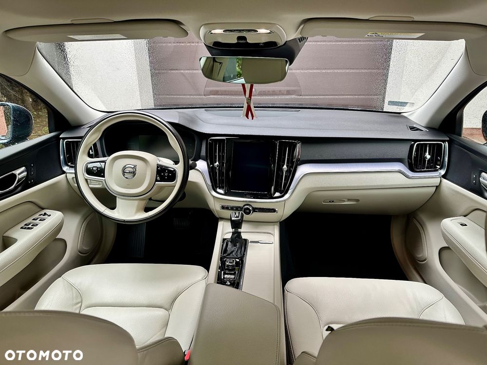 Volvo S60 T6 AWD Momentum Pro - 12