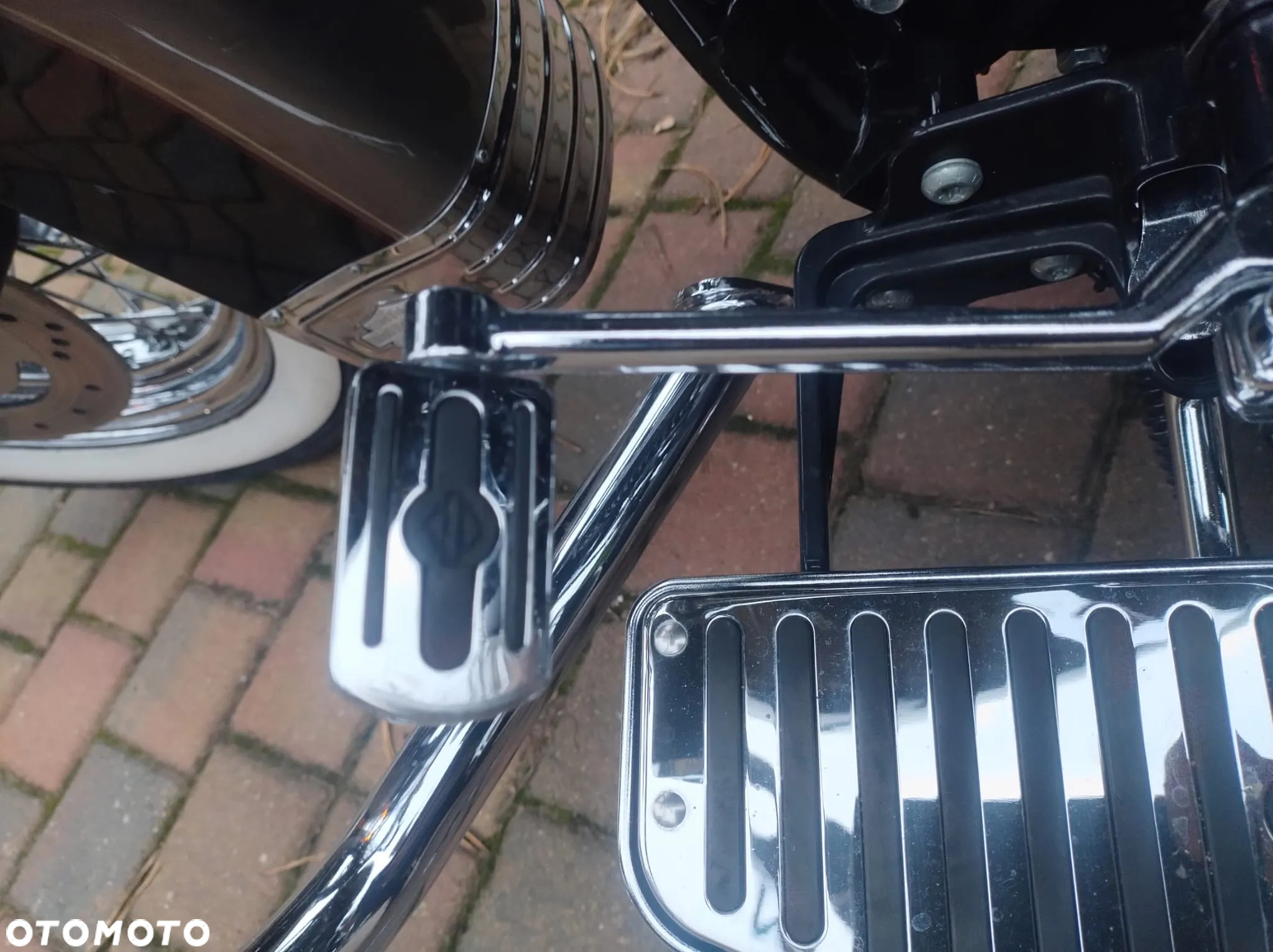 Harley-Davidson Softail Heritage Classic - 22