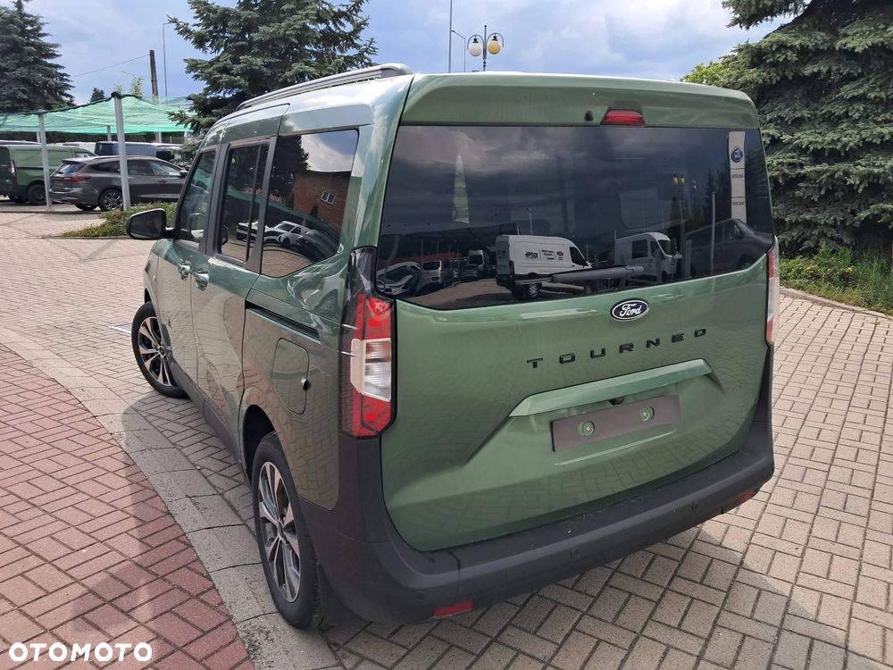 Ford Tourneo Courier 1.0 EcoBoost Titanium - 10