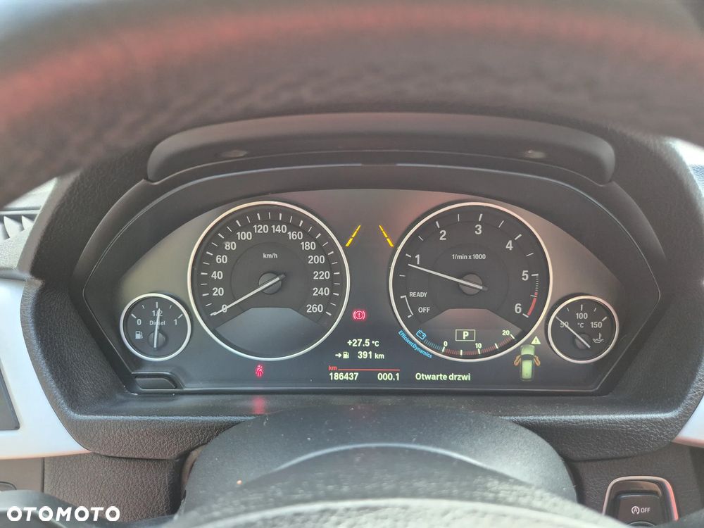 BMW Seria 3 318d Sport Line - 21