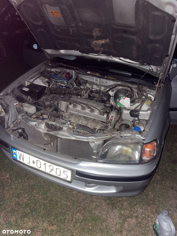 Honda Civic 1.4i - 17