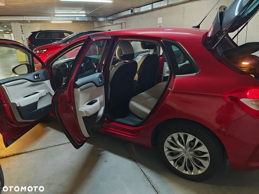 Citroën C4 1.6 HDi Seduction - 12