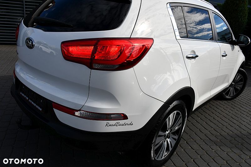 Kia Sportage 2.0 CVVT 2WD Automatik Vision - 33