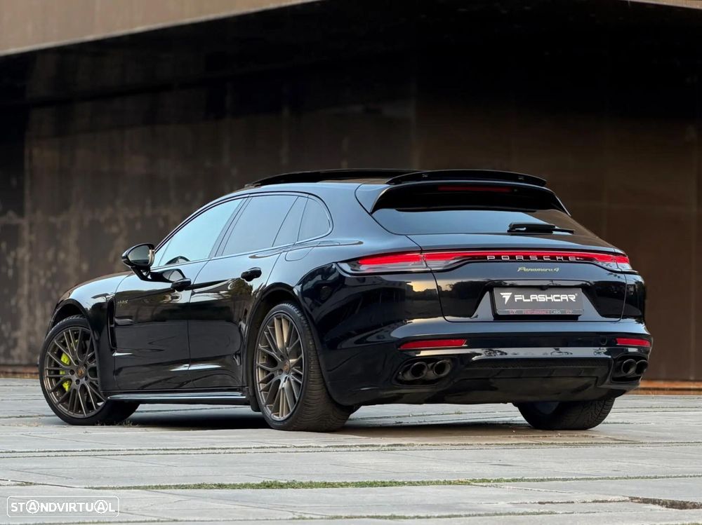 Porsche Panamera Sport Turismo 4 E-Hybrid Platinum Edition PDLS - 26