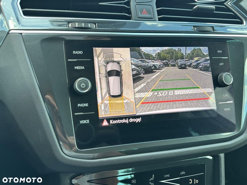 Volkswagen Tiguan 1.5 eTSI Elegance DSG - 29