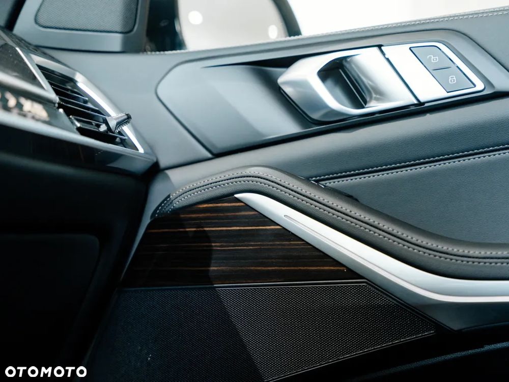 BMW X5 Standard - 11