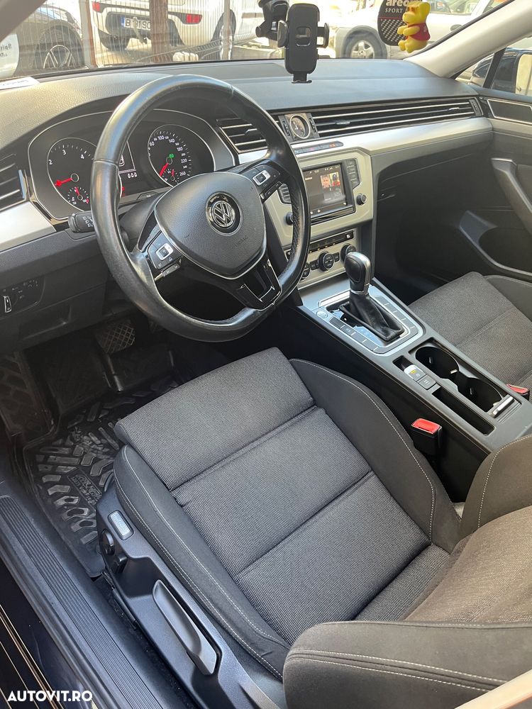 Volkswagen Passat Variant 1.6 TDI SCR DSG Comfortline - 8
