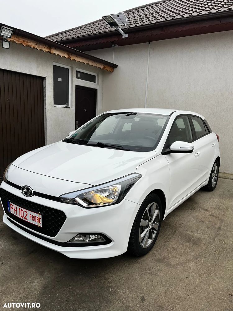 Hyundai i20 1.2 Intro Edition - 17