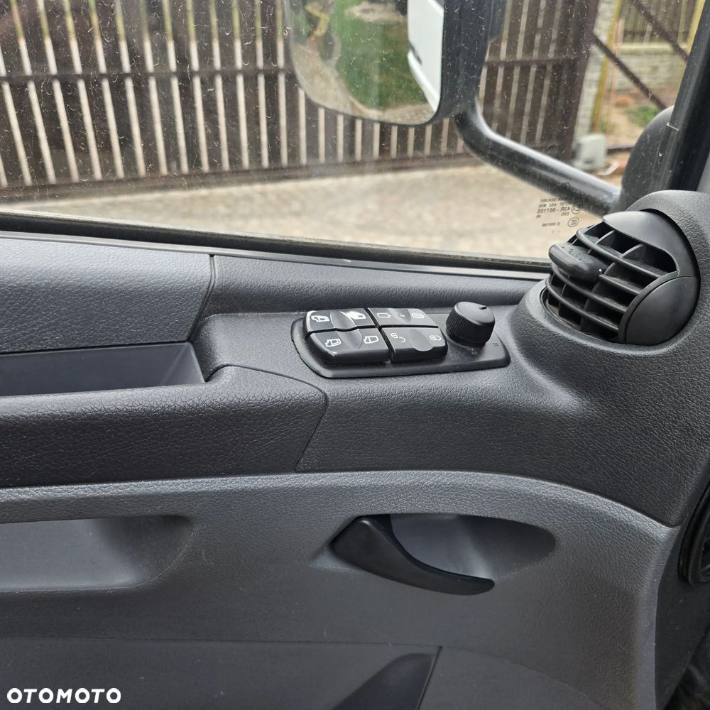 Mercedes-Benz Atego 918 - 9