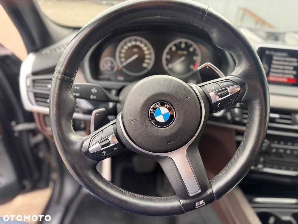 BMW X5 M M50d - 13