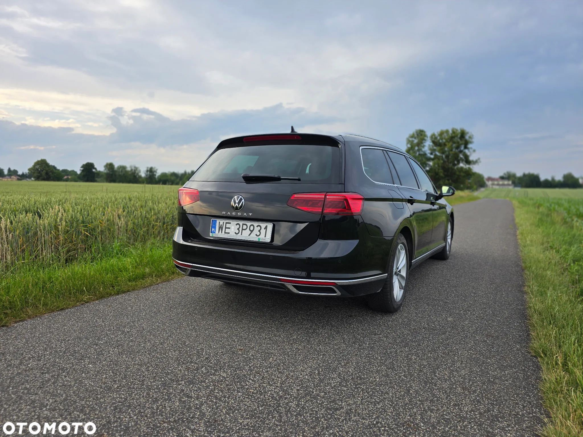 Volkswagen Passat 2.0 TDI Elegance DSG - 2