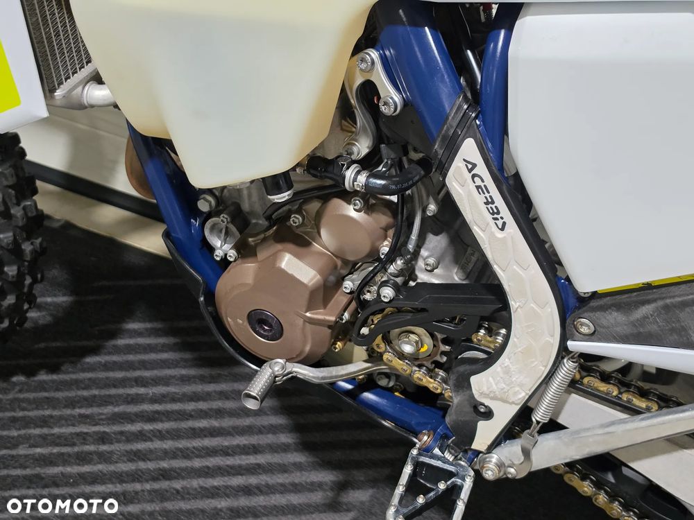 Husqvarna FE - 3