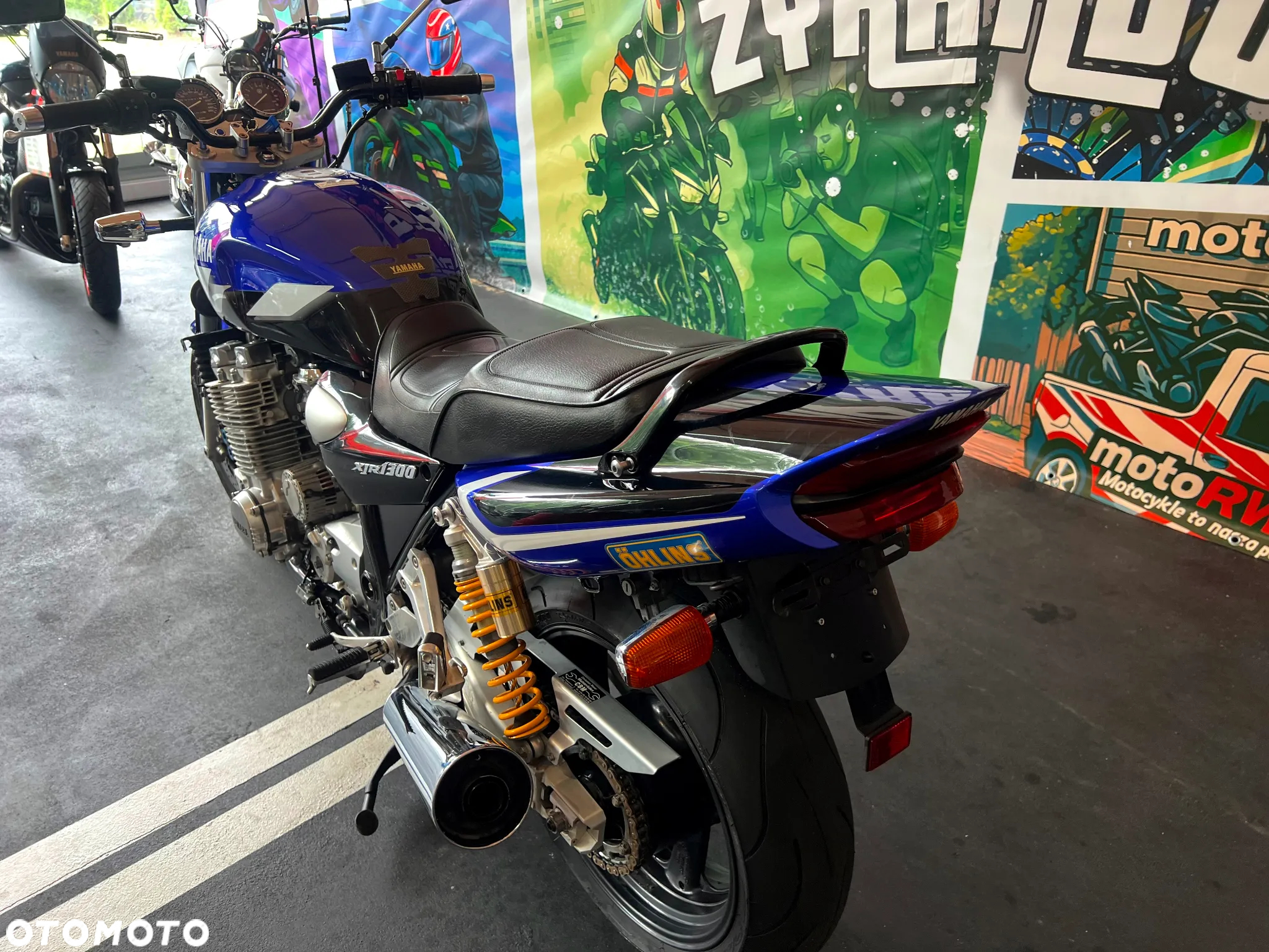 Yamaha XJR - 19