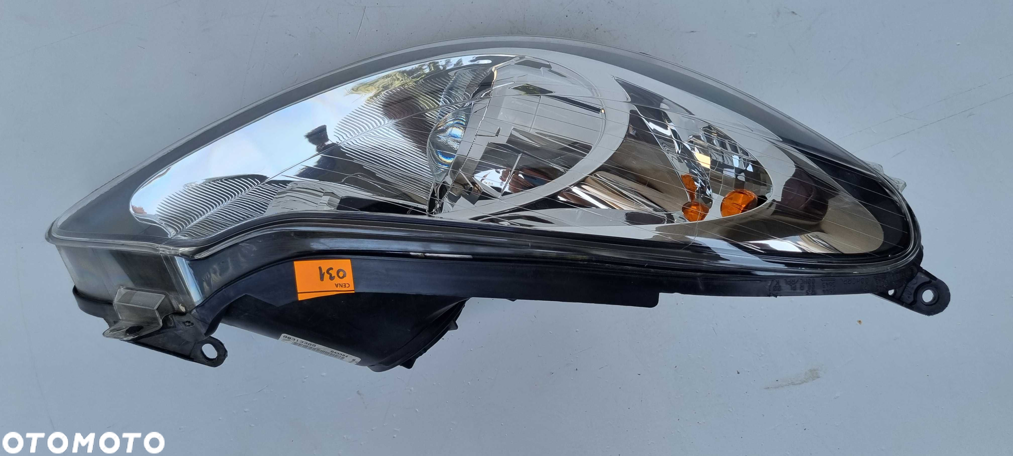 OPEL Corsa D 06-11 Soczewka Lampa Reflektor Prawy Kraków - 5