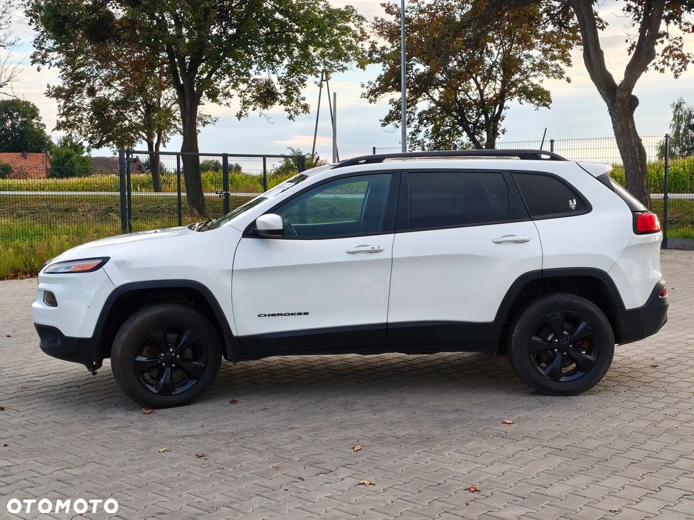 Jeep Cherokee - 2