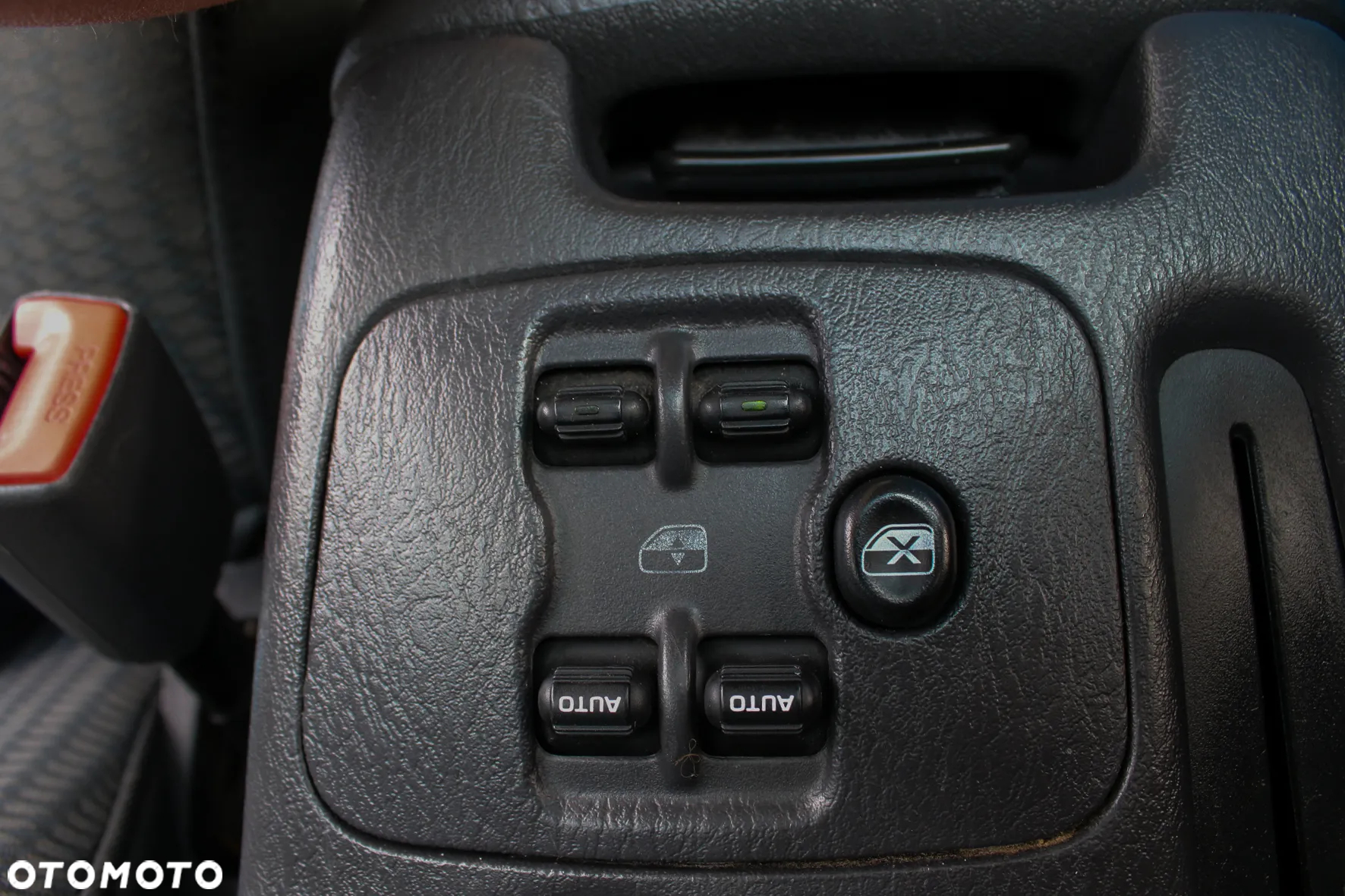 Jeep Cherokee 2.8 CRD Exclusive - 37
