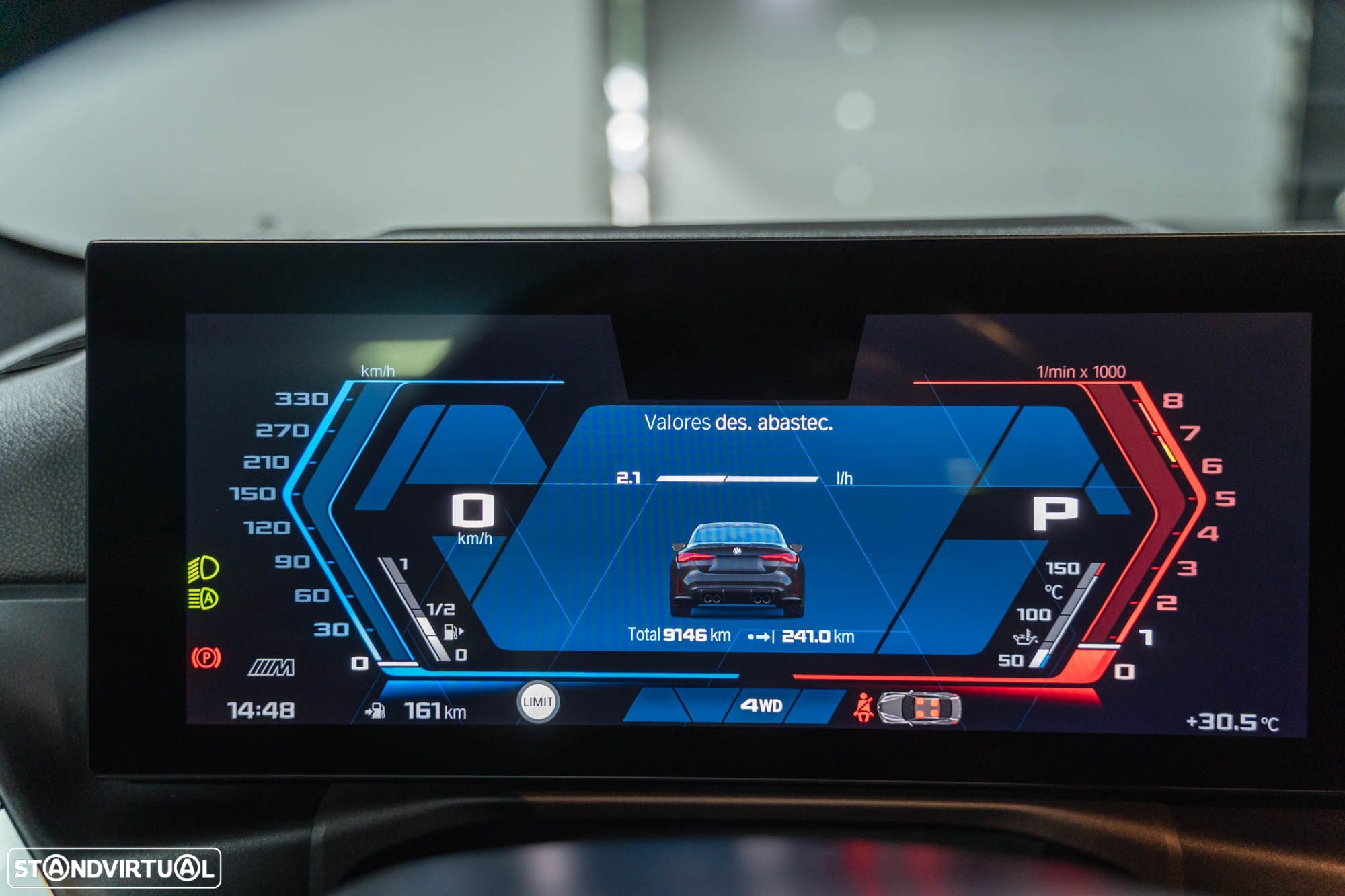 BMW M4 Competition M xDrive - 11