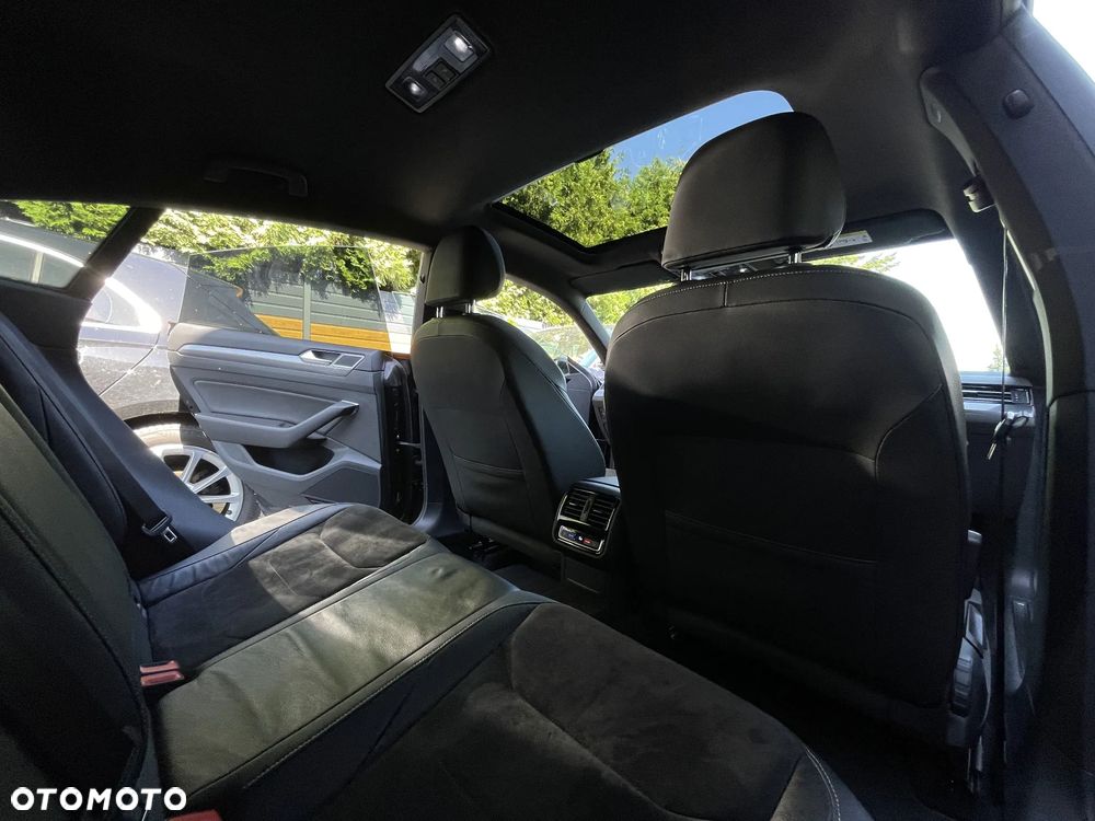 Volkswagen Arteon 2.0 TDI Bi-Turbo SCR 4Mot R-Line Edition DSG - 17