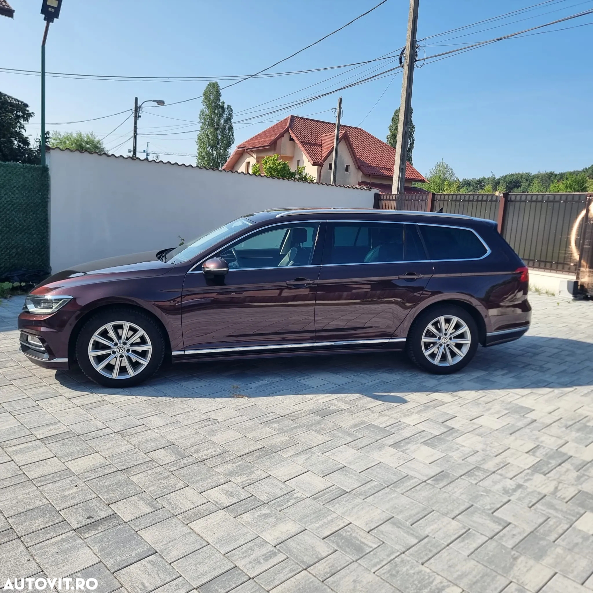 Volkswagen Passat - 12