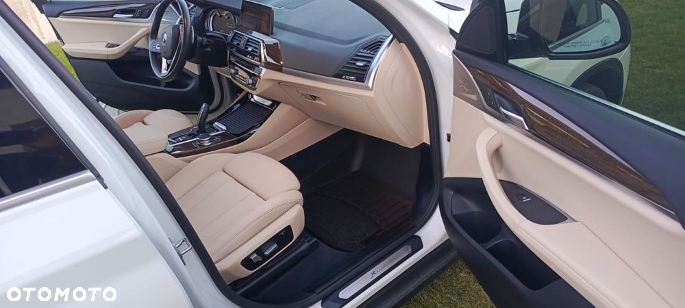 BMW X3 xDrive30i xLine - 11