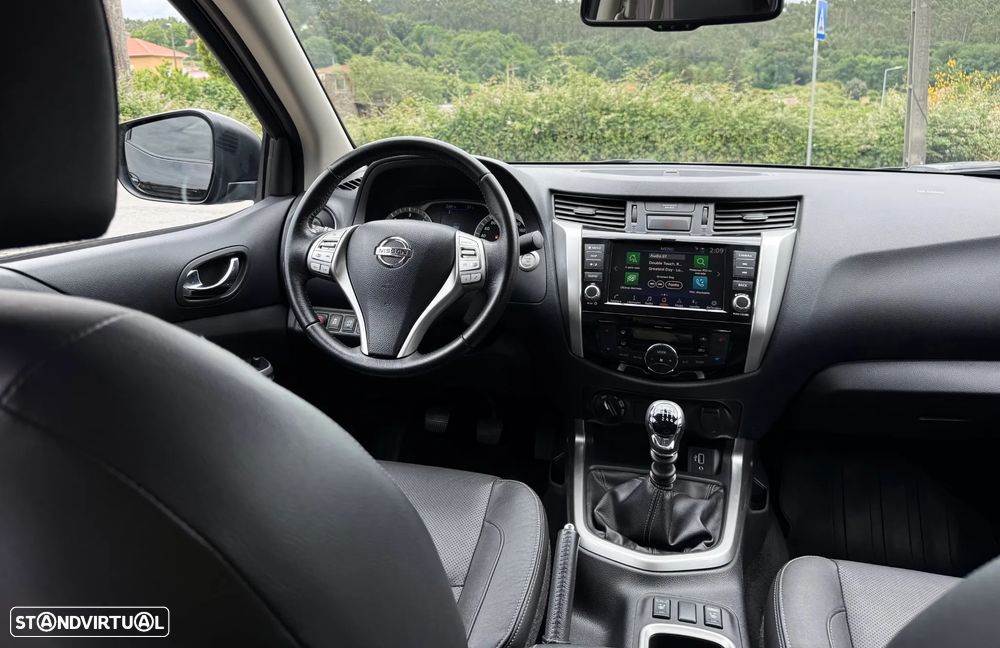 Nissan Navara 2.3 dCi CD 4WD Tekna - 18