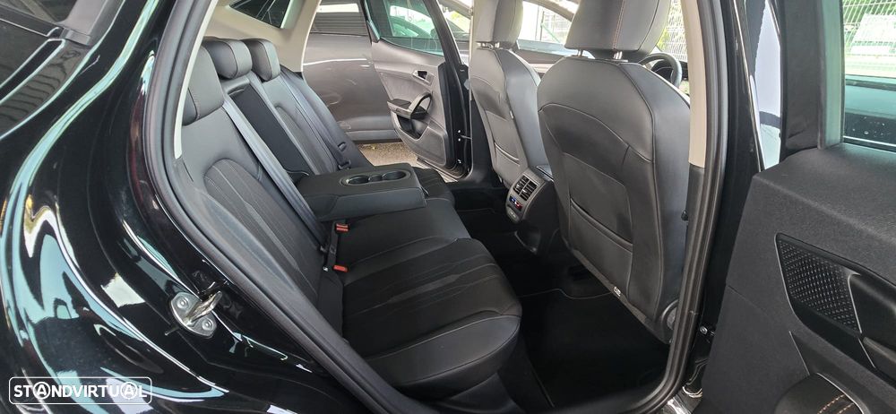 Cupra Formentor 1.4 e-Hybrid DSG - 25