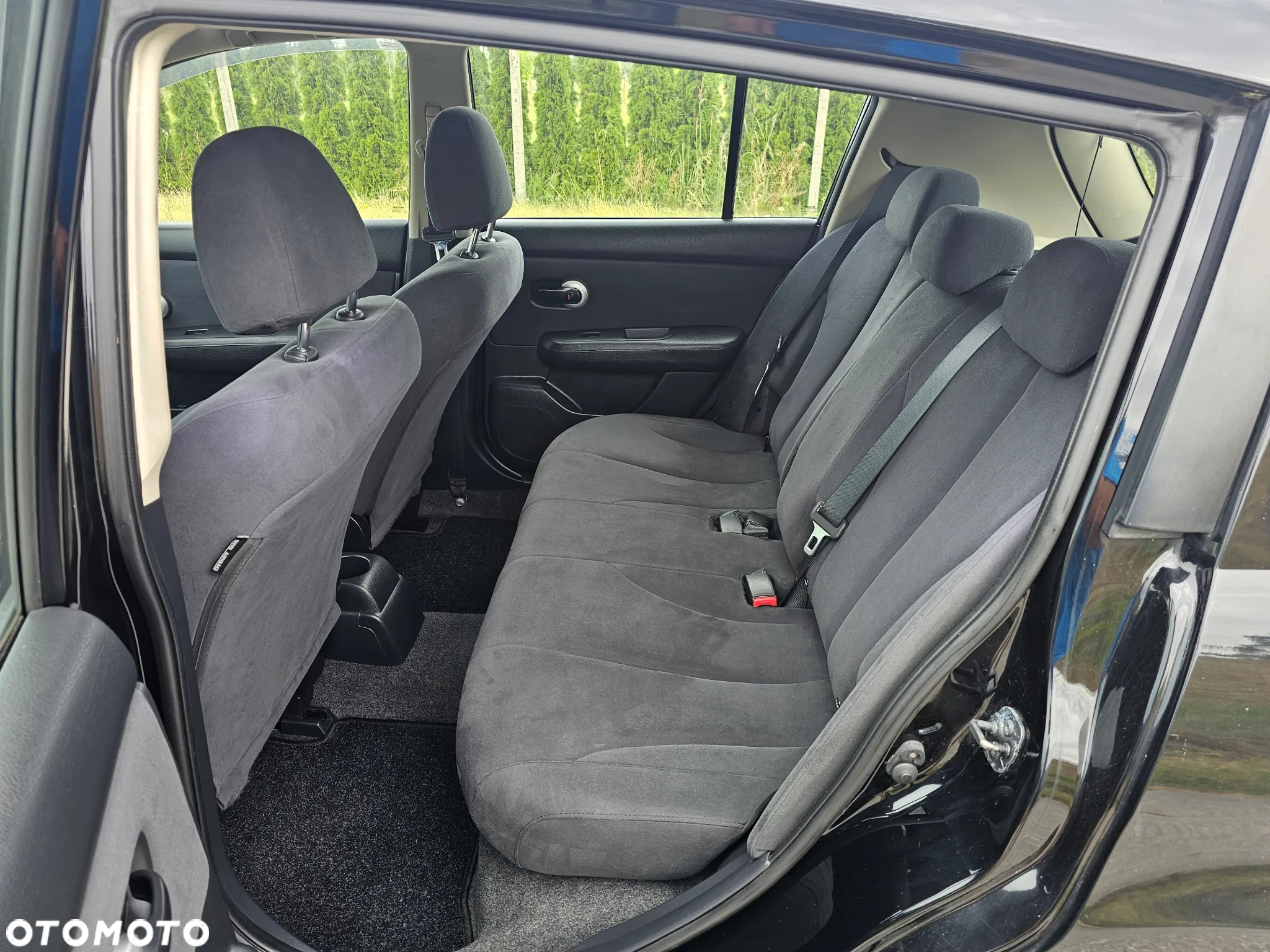 Nissan Tiida 1.6 Acenta - 12