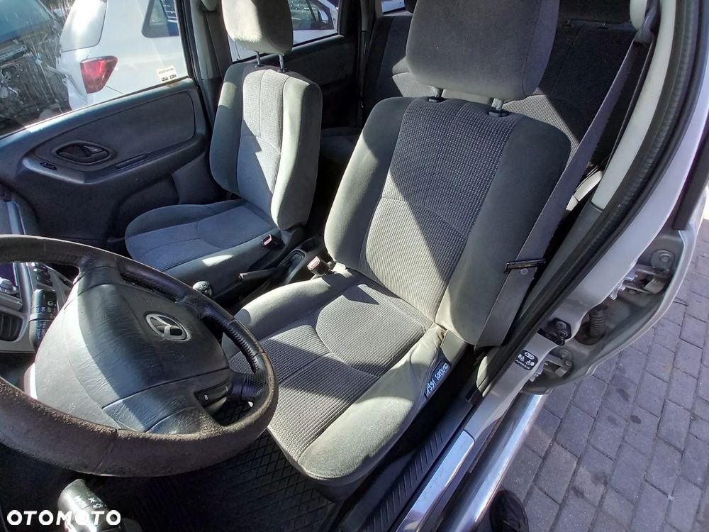 MAZDA TRIBUTE FOTELE KANAPA KOMPLET