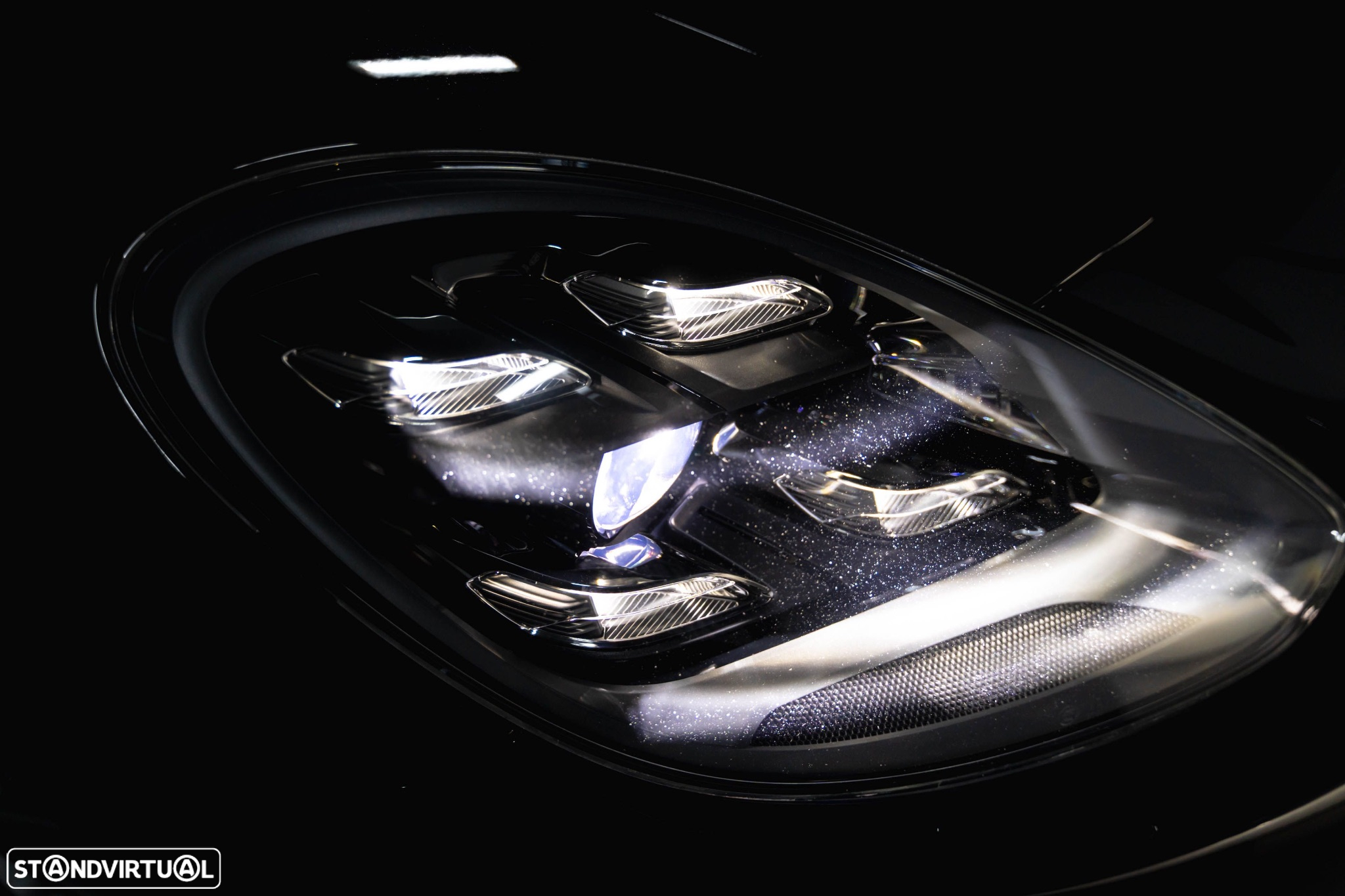 Porsche Panamera Sport Turismo 4 E-Hybrid 10 Years Edition - 21