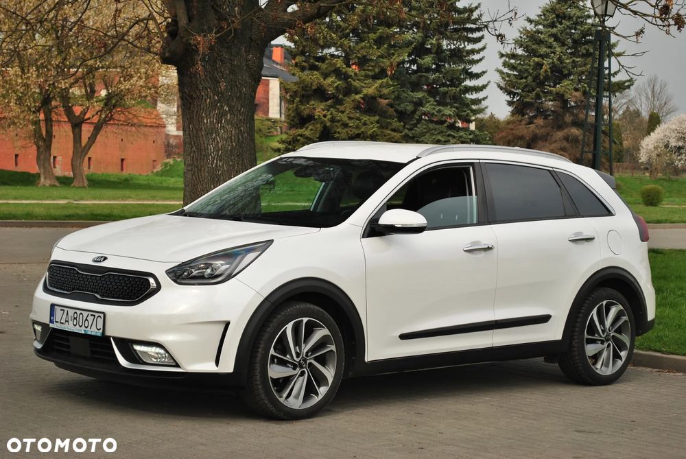 Kia Niro 1.6 GDI Hybrid L Business Line - 1