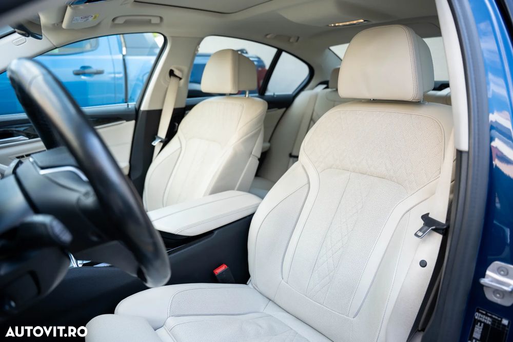 BMW Seria 5 530e xDrive AT PHEV - 36