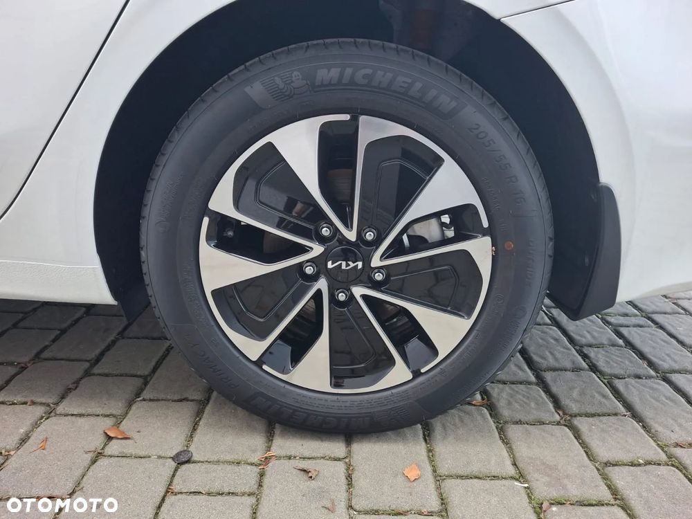 Kia Ceed 1.5 T-GDI M - 18