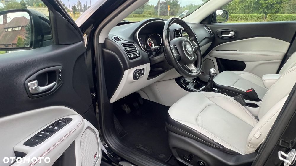 Jeep Compass 2.0 MultiJet Active Drive Limited - 20