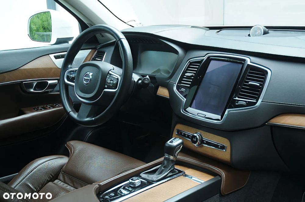 Volvo XC 90 D5 AWD Inscription - 6