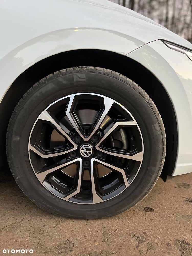 Volkswagen Golf VIII 2.0 TDI Life - 7