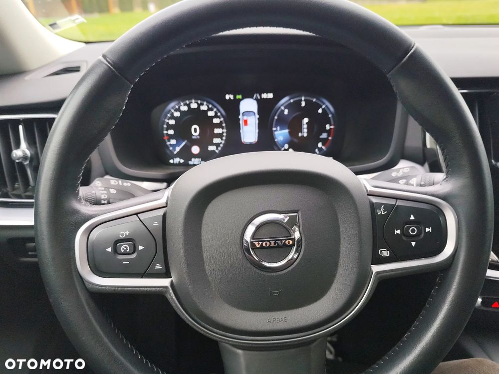 Volvo V60 D3 Geartronic Momentum - 30
